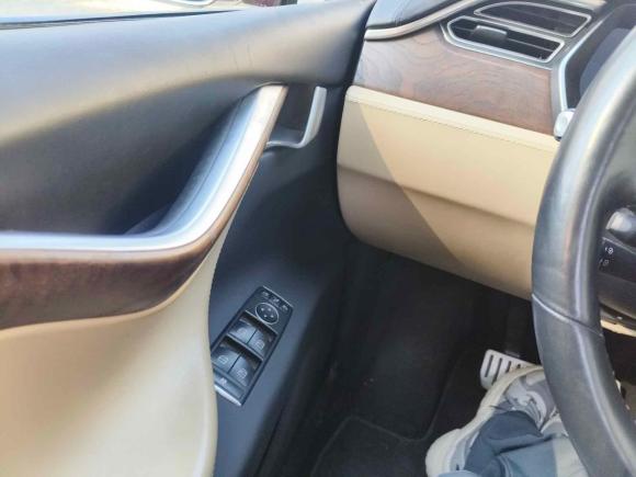 [上海·沪L] 二手特斯拉Model X2016款 Model X P100D Performance高性能版