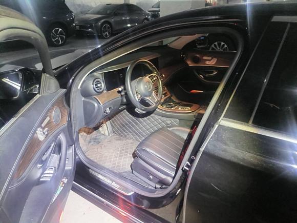[上海·沪B] 二手奔驰奔驰E级2019款 E 300 L 时尚型