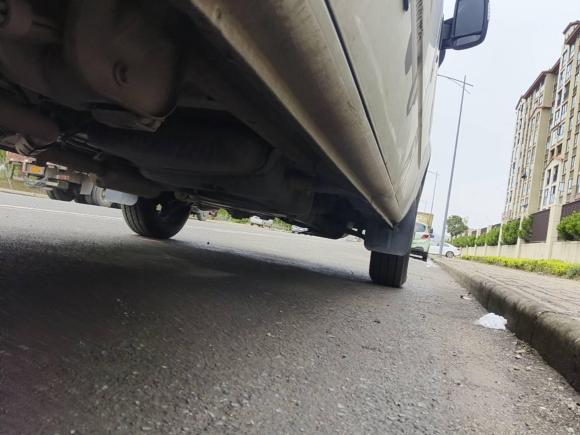 [宁波·浙B] 二手上汽大通MAXUS新途V802021款 2.0T 手动经典傲运通短轴中顶5/6座