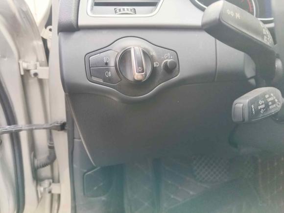 [湖州·浙E] 二手奥迪奥迪A4L2016款 35 TFSI 典藏版 S line舒适型