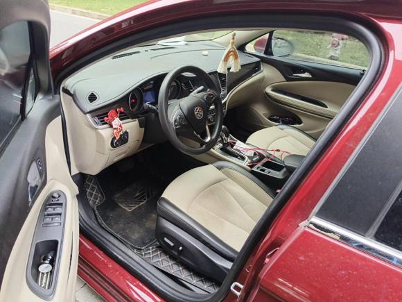 [武汉·鄂A] 二手别克威朗2018款 三厢 15S 自动领先型