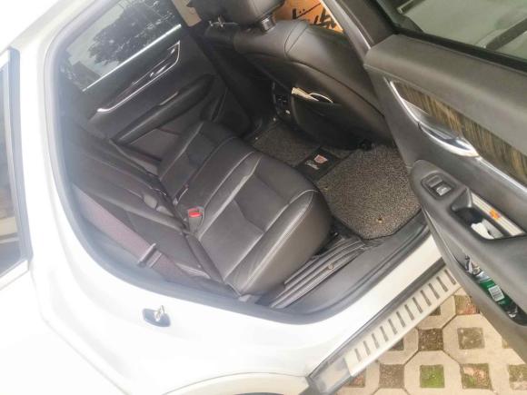 [南昌·赣A] 二手凯迪拉克凯迪拉克XT52018款 28T 四驱豪华型