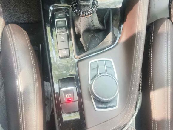 [上海·沪M] 二手宝马宝马X12016款 xDrive20Li 豪华型