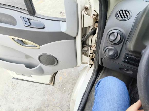 [杭州·赣L] 二手依维柯依维柯褒迪2012款 2.5T-A32 基本型