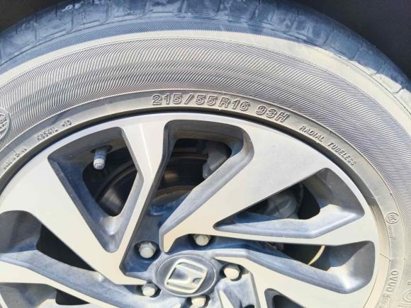 [无锡·苏B] 二手本田思域2016款 220TURBO CVT豪华版