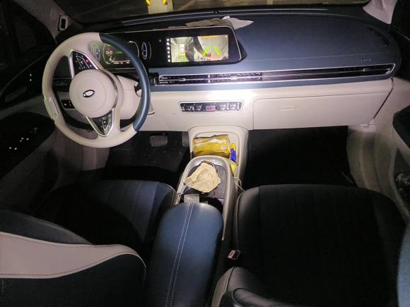 [上海·沪A] 二手欧拉欧拉好猫2021款 400km标准续航 维纳斯版 磷酸铁锂