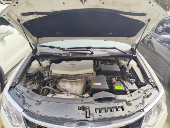 [佛山·粤E] 二手丰田凯美瑞2016款 2.0G 十周年纪念领先版