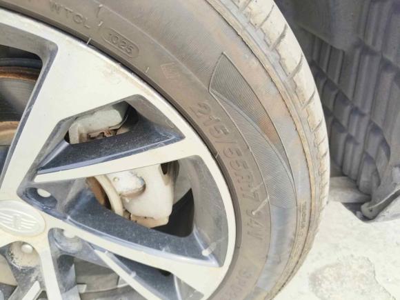 [广州·贵H] 二手奔腾奔腾X402019款 1.6L 自动豪华型 国V