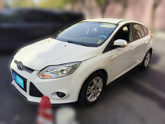 [武汉·鄂A] 二手福特福克斯2012款 两厢 1.6L 手动舒适型