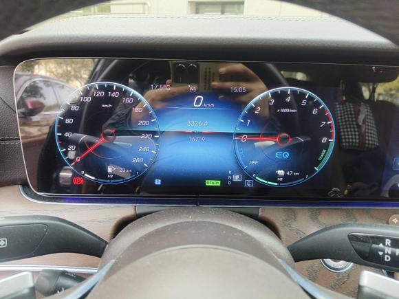 [无锡·苏B] 二手奔驰奔驰E级新能源2022款 改款三 E 350 e L 插电式混合动力轿车