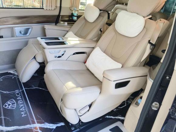 [济南·鲁A] 二手奔驰奔驰V级2022款 V 260 L 长轴距豪华版