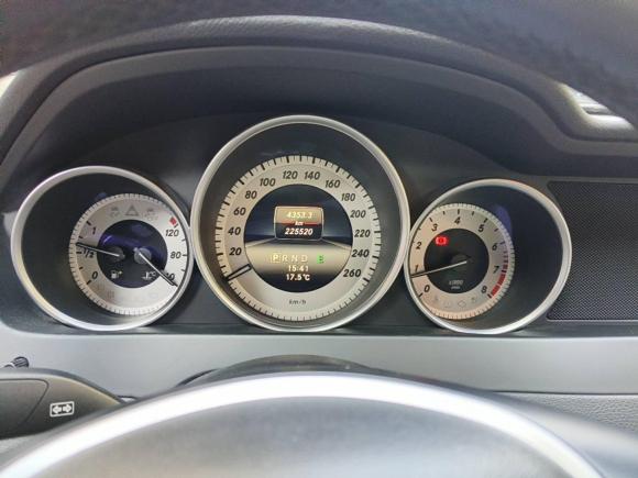 [广州·粤A] 二手奔驰奔驰C级2013款 C 260 时尚型 Grand Edition