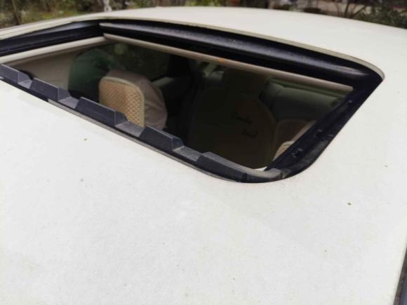 [武汉·鄂A] 二手福特福克斯2012款 三厢 1.6L 自动风尚型