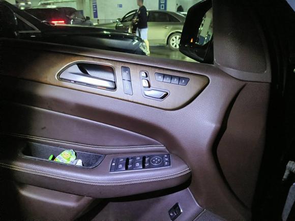 [上海·沪F] 二手奔驰奔驰GLE2018款 GLE 400 4MATIC 臻藏版