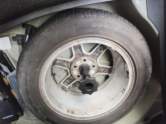 [广州·粤W] 二手奥迪奥迪A6L2011款 2.0 TFSI 自动标准型