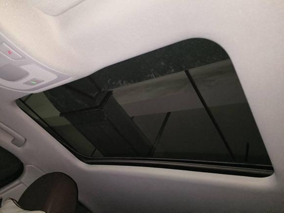 [广州·粤A] 二手奥迪奥迪A6L2018款 30周年年型 35 TFSI 时尚型