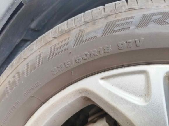 [上海·沪D] 二手奔驰奔驰GLA2018款 GLA 200 动感型