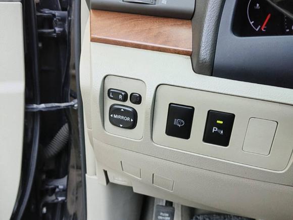 [上海·沪A] 二手丰田凯美瑞2010款 240G NAVI豪华导航版