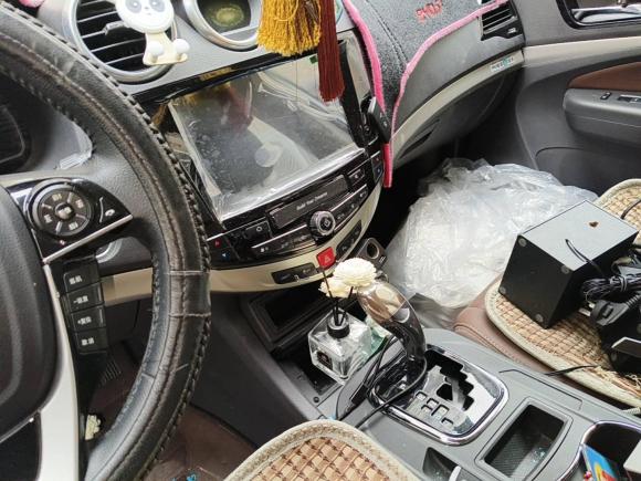 [温州·浙C] 二手比亚迪比亚迪S72015款 2.0T 升级版 自动尊贵型