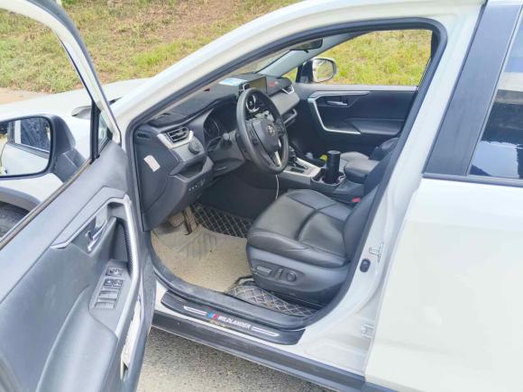 [成都·川G] 二手丰田威兰达2020款 2.0L CVT两驱豪华版