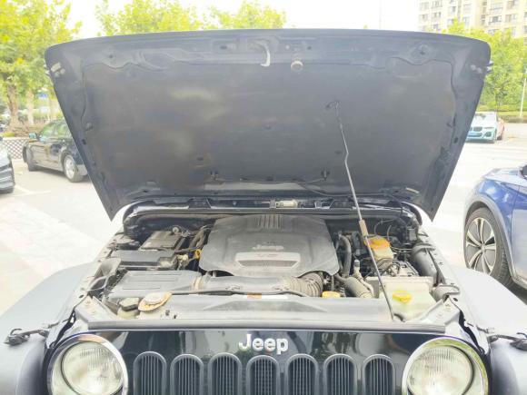 [上海·沪B] 二手Jeep牧马人2015款 3.6L Rubicon 四门舒享版