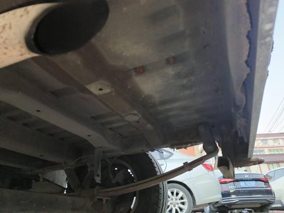 [宁波·浙B] 二手上汽大通MAXUS新途V802016款 2.5T 手动傲运通国IV短轴中顶6座