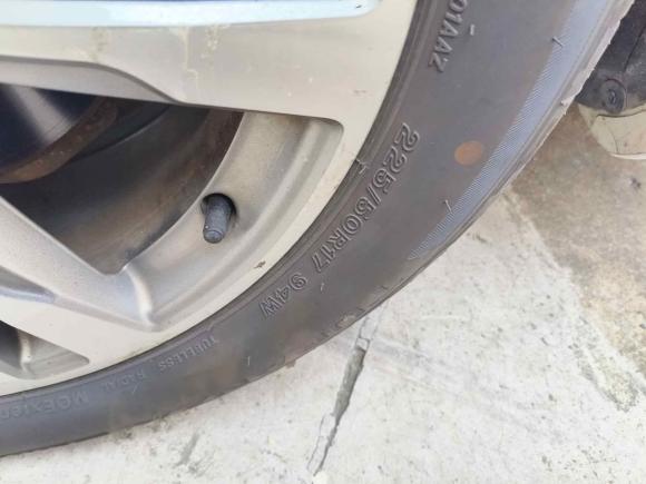 [广州·粤U] 二手奔驰奔驰C级2018款 C 200 L 运动版