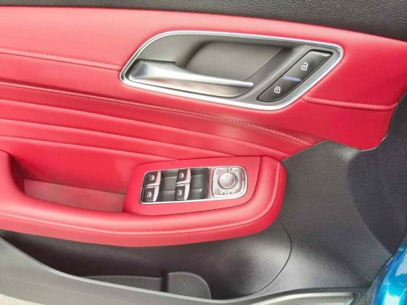 [上海·沪E] 二手名爵名爵HS2018款 30T 自动两驱Trophy荷尔蒙超燃版 国V