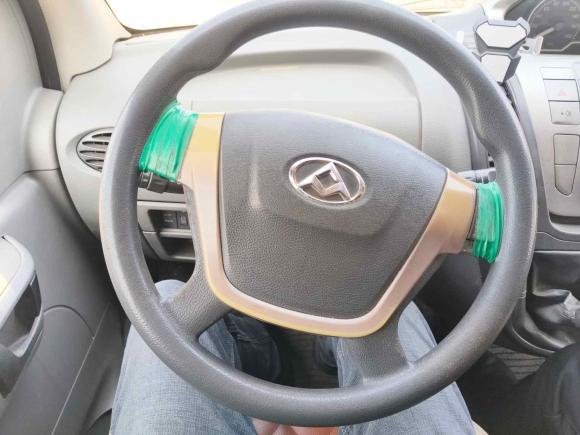 [义乌·浙G] 二手大通新途V802015款 2.5T 手动傲运通版短轴中顶