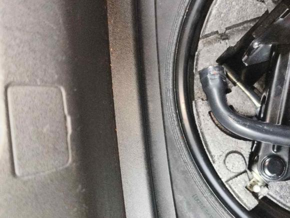 [宁波·浙B] 二手沃尔沃沃尔沃V402015款 1.6T 智逸版