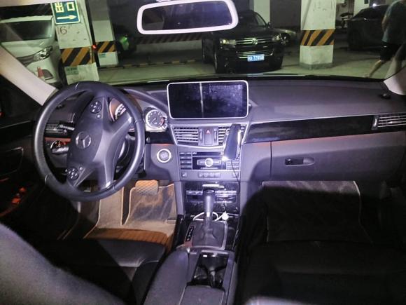 [成都·川A] 二手奔驰奔驰E级2011款 E 260 L CGI时尚型