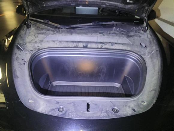 [上海·沪A] 二手特斯拉Model Y2022款 改款 后轮驱动版