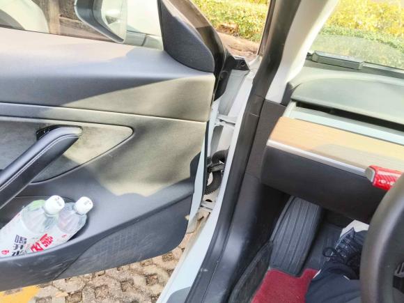 [广州·粤A] 二手特斯拉Model 32020款 改款 长续航后轮驱动版