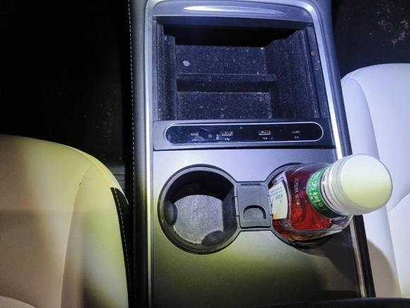 [深圳·粤B] 二手特斯拉Model Y2022款 改款 长续航全轮驱动版