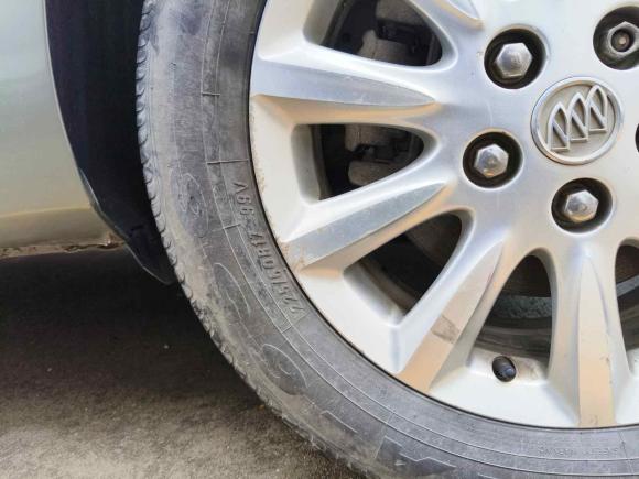 [台州·皖A] 二手别克别克GL82013款 3.0L GT豪华商务豪雅版