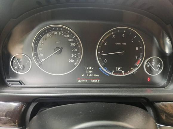 [上海·沪L] 二手宝马宝马5系2012款 523Li 豪华型