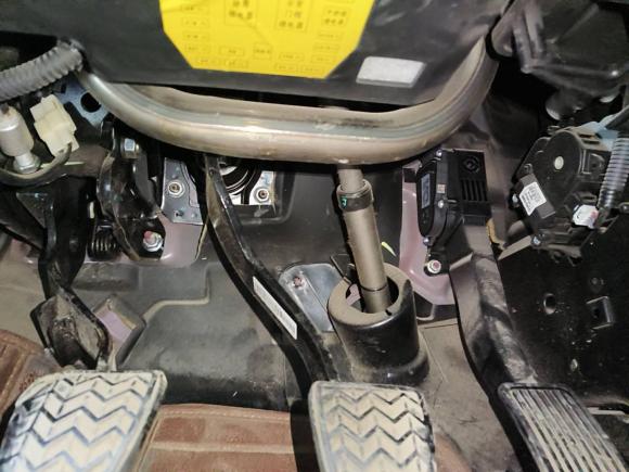 [济南·鲁A] 二手哈弗哈弗H62014款 运动版 1.5T 手动两驱精英型