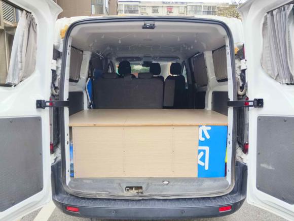 [武汉·鄂B] 二手福特全顺2023款 2.0T柴油自动多功能商用车短轴低顶5/6座