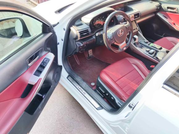 [南京·苏A] 二手雷克萨斯雷克萨斯IS2017款 300 F SPORT版