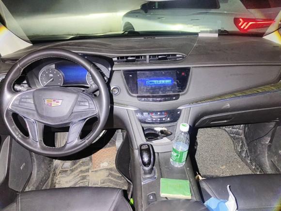 [南京·苏G] 二手凯迪拉克凯迪拉克XT52018款 25T 豪华型