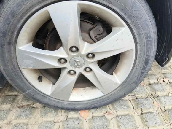 [嘉兴·浙F] 二手现代朗动2012款 1.6L 手动领先型