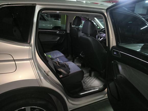 [上海·沪E] 二手大众途观L2023款 330TSI 自动两驱R-Line旗舰版