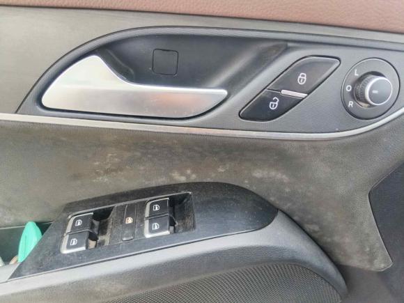 [广州·粤E] 二手宝沃宝沃BX52017款 20TGDI 自动两驱先锋型