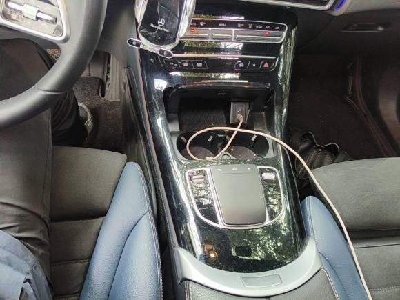 [上海·沪A] 二手奔驰奔驰EQC2021款 EQC 400 4MATIC