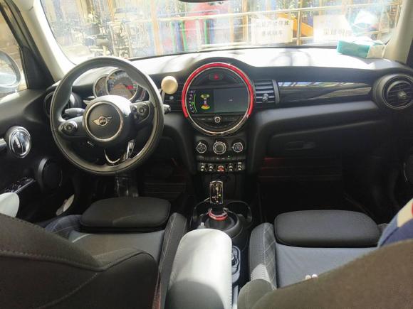 [上海·沪A] 二手MINIMINI2018款 1.5T COOPER 经典派 五门版