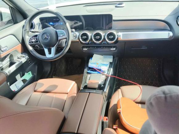 [上海·沪C] 二手奔驰奔驰GLB2020款 GLB 180 动感型