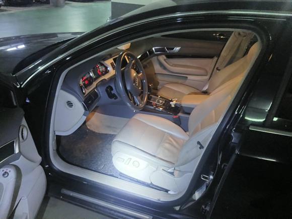 [上海·沪K] 二手奥迪奥迪A6L2010款 2.0 TFSI 手动标准型