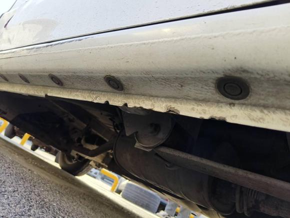 [青岛·鲁B] 二手日产日产NV2002011款 1.6L 232座 尊雅型