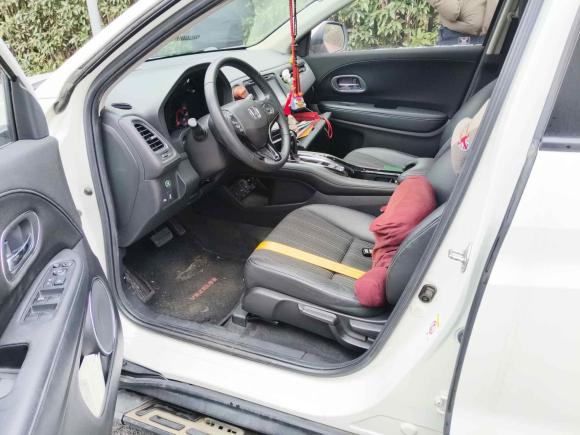 [无锡·苏B] 二手本田缤智2015款 1.8L CVT两驱豪华型