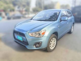 三菱劲炫ASX2013款 1.6L 手动两驱标准版